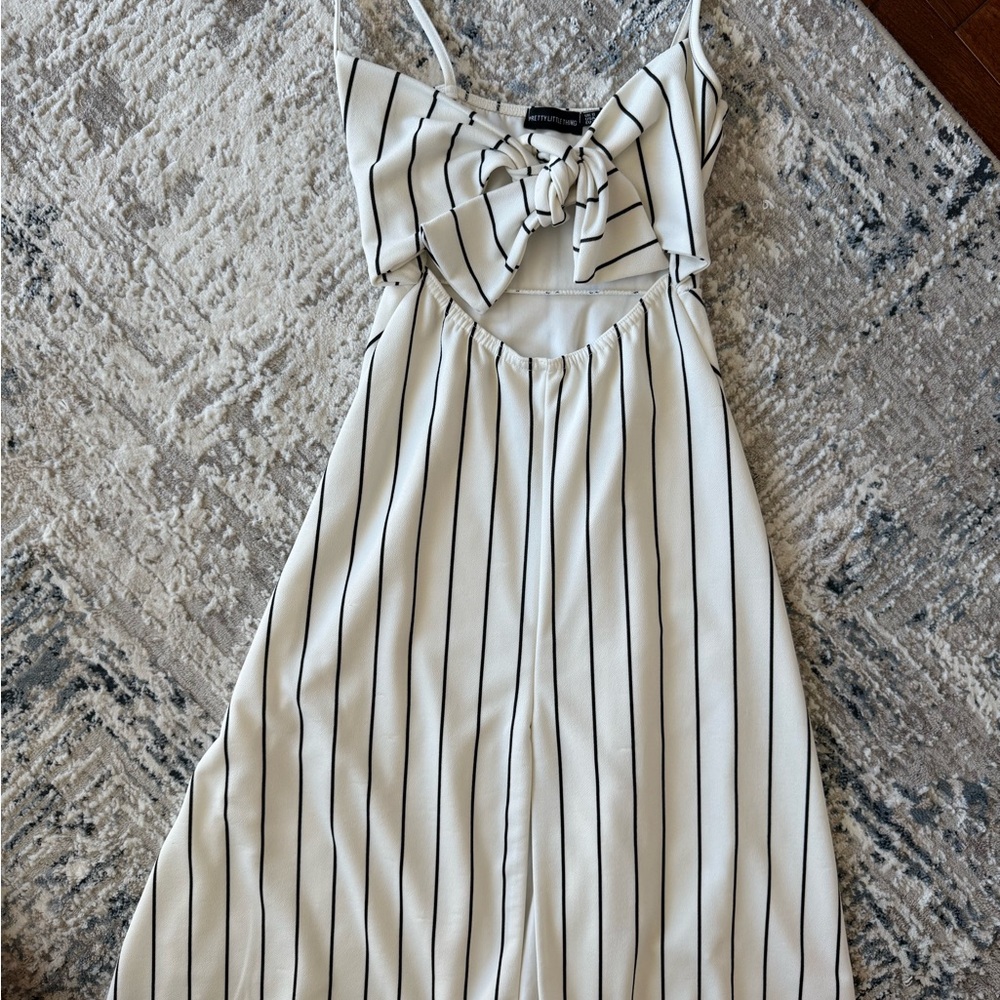 PrettyLittleThing Tie-Front Sundress